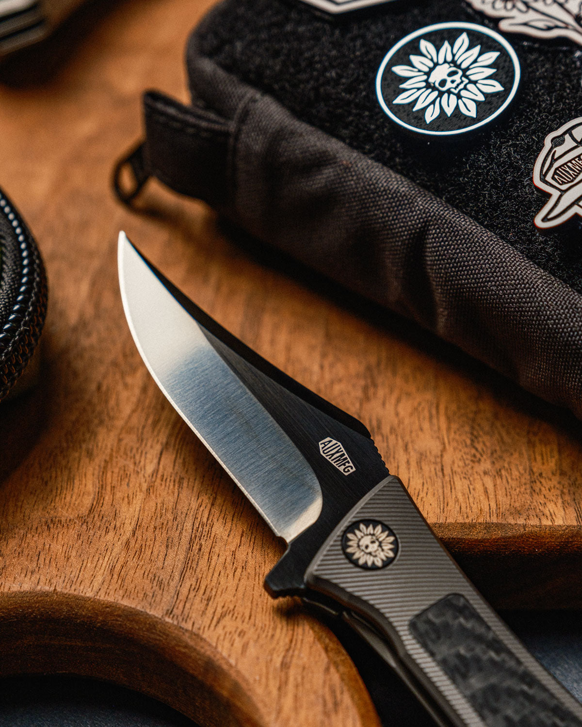 AUXMFG Pocket Bowie Framelock - M390 - Carbon Fiber + Titanium - Production